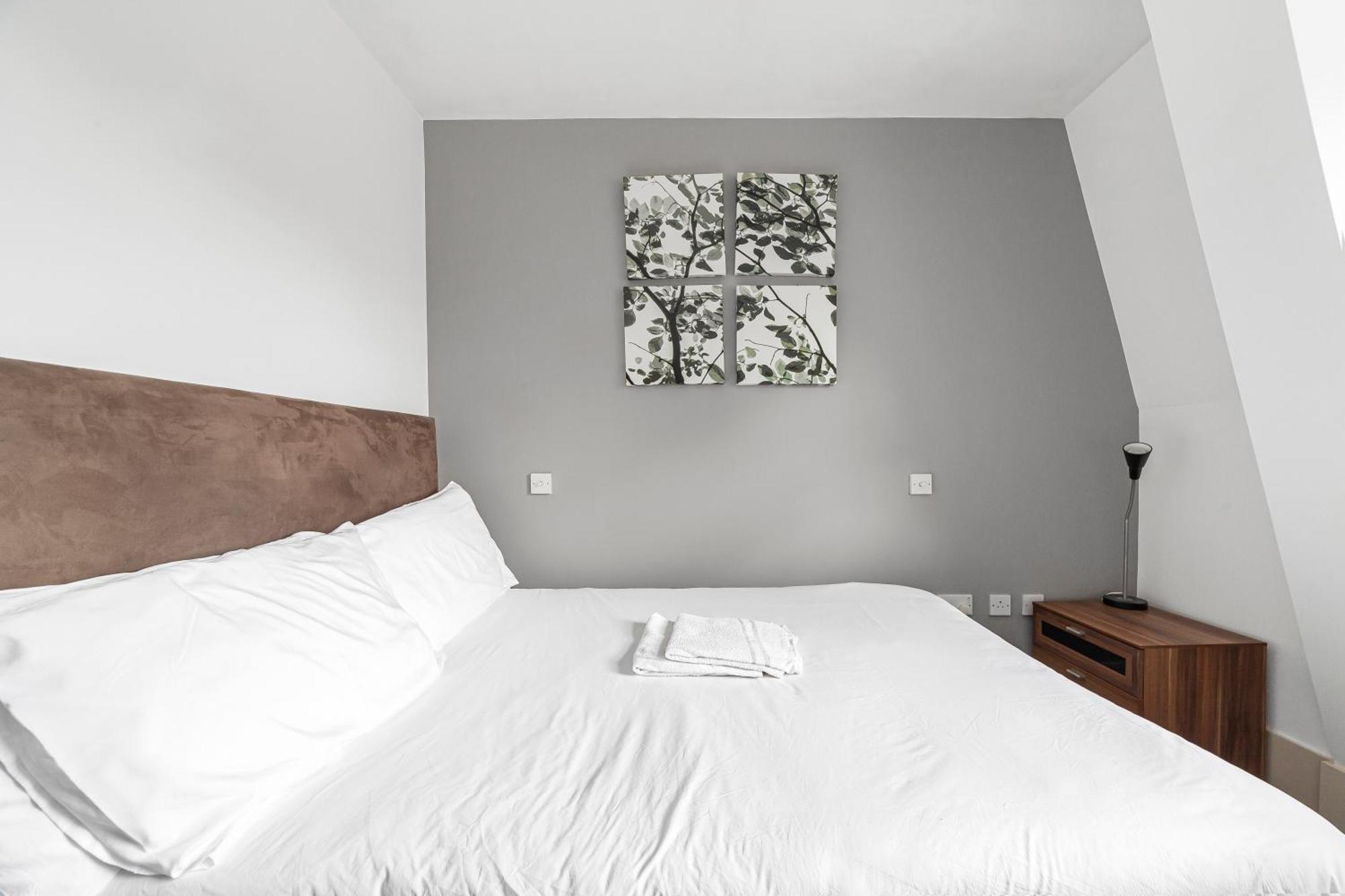Deluxe Holborn Two Bedroom Apartment Londres Exterior foto